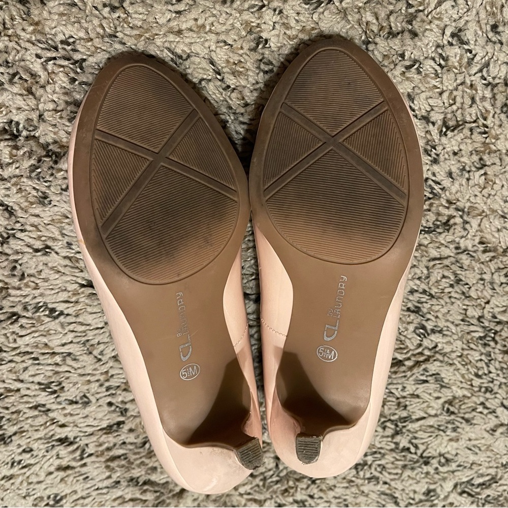 Nude Heels - Picture 3 of 5